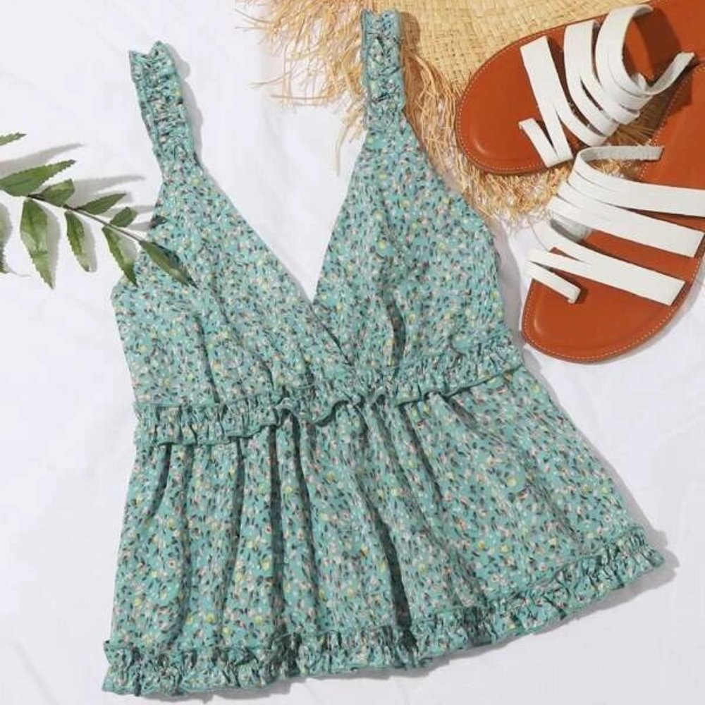 Shirred Back Frill Trim Ditsy Floral Top